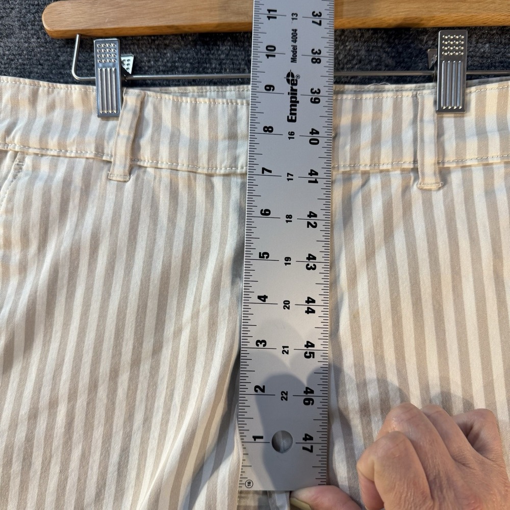LOFT Outlet Bermuda Shorts Womens 8 Beige White Striped Stretch Mid Rise 11" - Picture 5 of 12